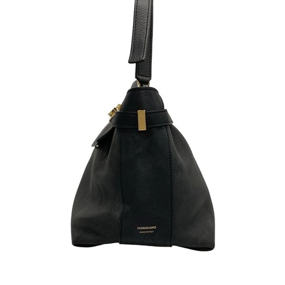 Auth Salvatore Ferragamo Gancini Black Leather Shoulder Bag - Picture 5 of 16